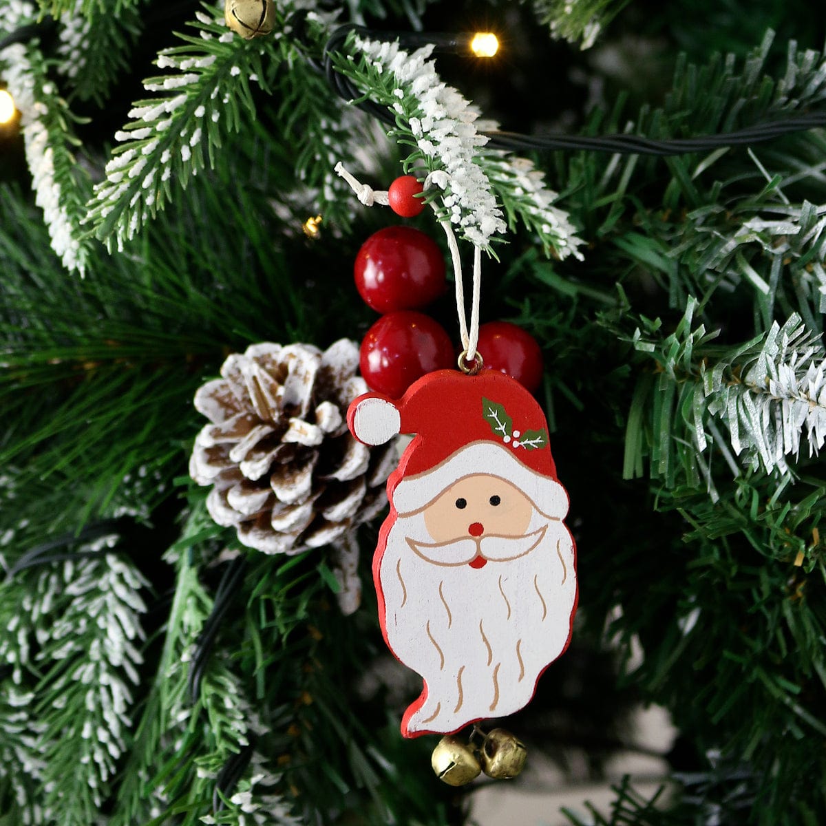 find-your-favorite-set-of-6-santa-face-xmas-tree-decorations-wooden-boxed-sale_1.jpg